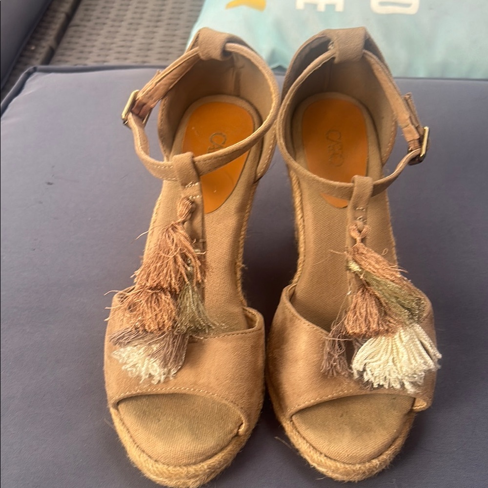 Chic Tan Espadrille Wedge Sandals